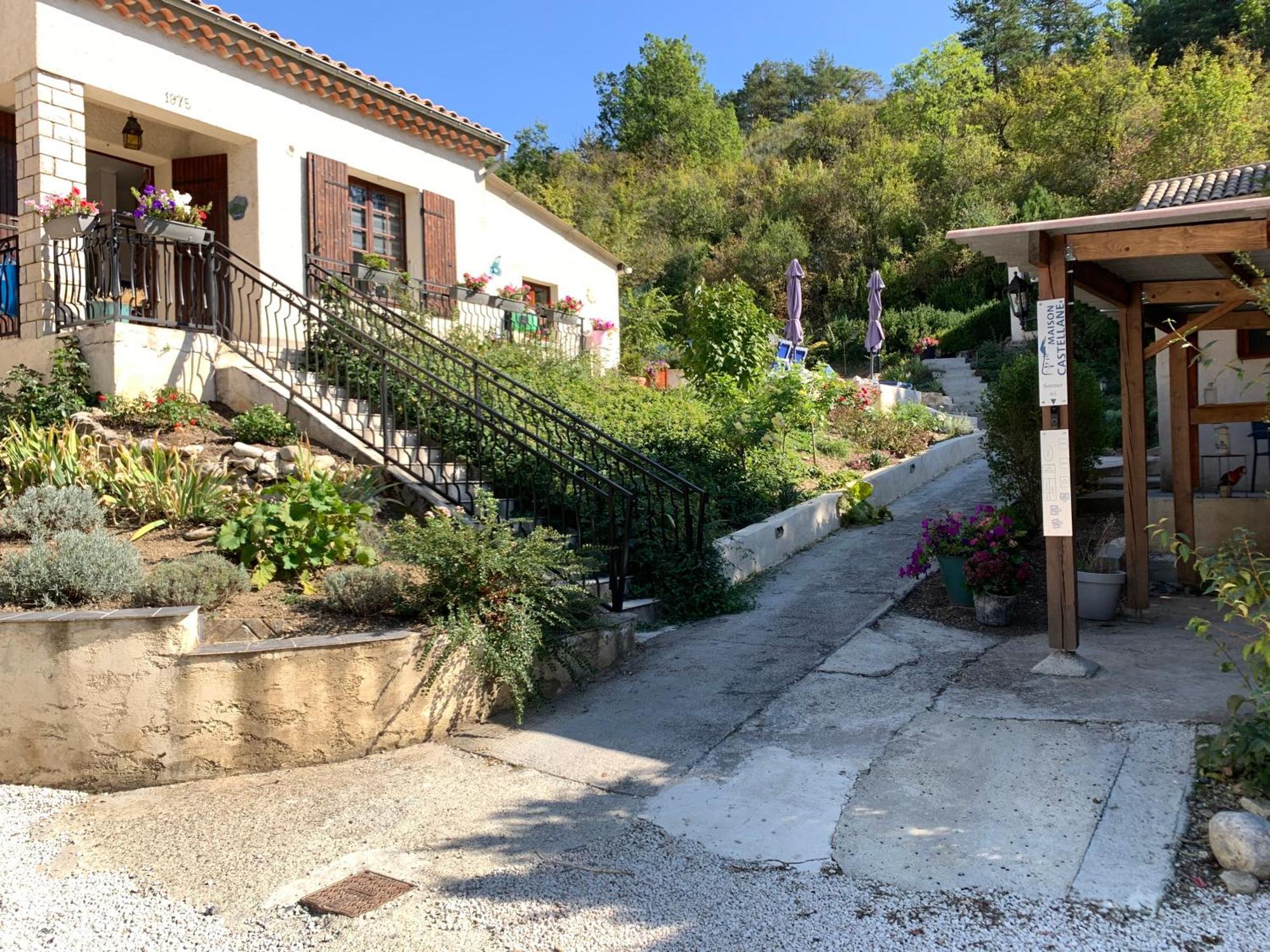 Maison Castellane Chambre D'Hotes B&B Dış mekan fotoğraf